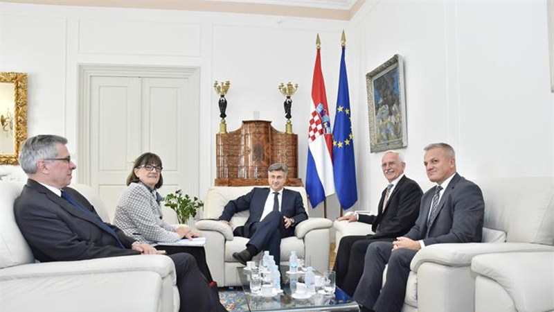 Kontinuirana potpora Vlade položaju te zaštiti prava i identiteta Hrvata izvan Hrvatske